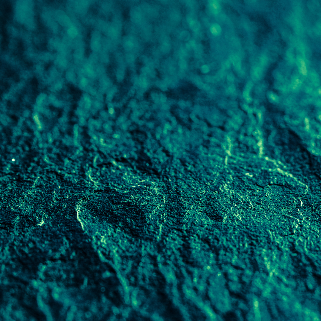 vivi & vela hera inspiration - shimmering turquoise metallic texture with intricate details